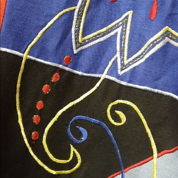 Indigo Moon Good Threaded Island African
Vibe or Boho with Cheetah Buttons - Picture 4 of 12